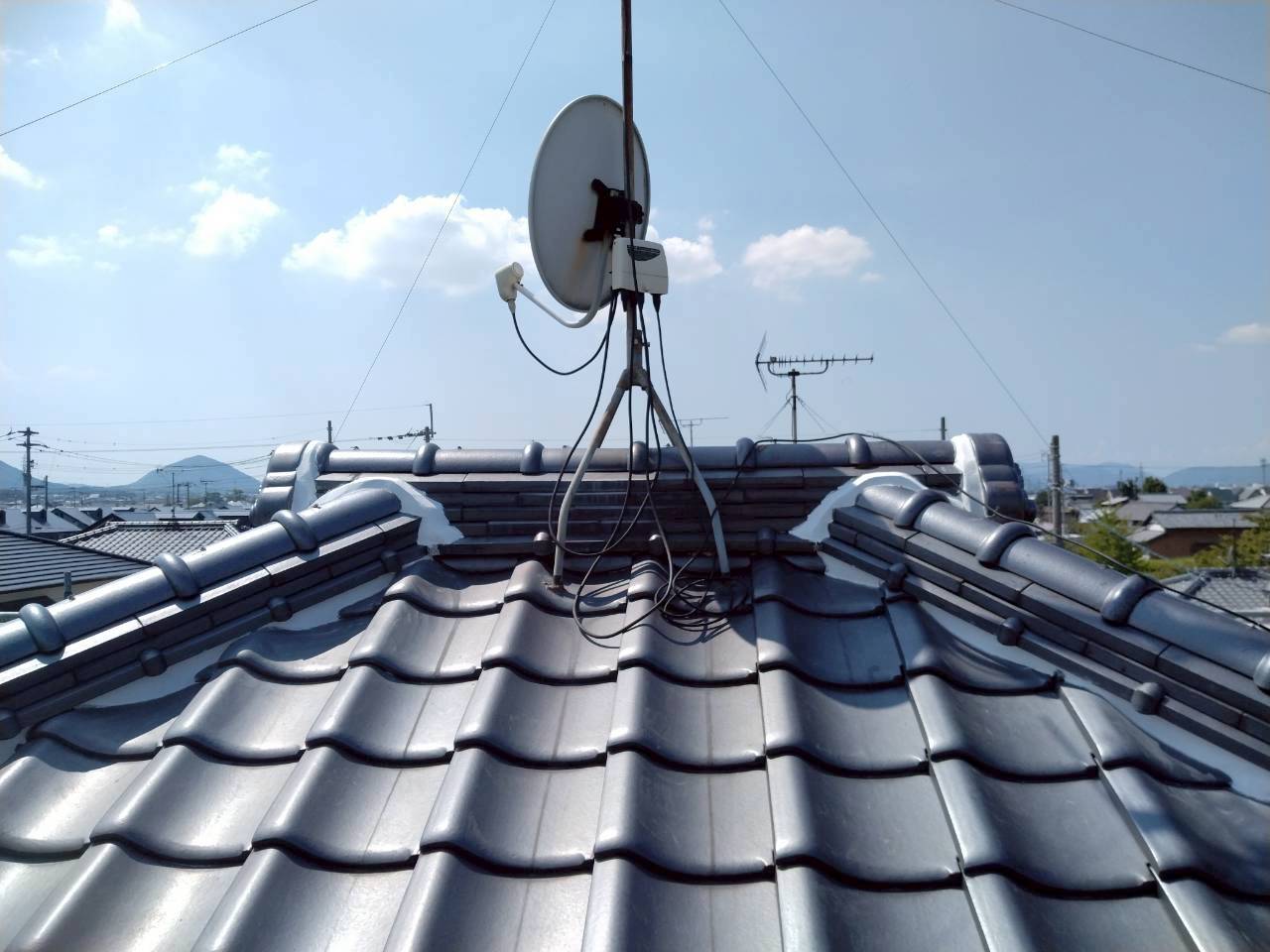 三木町　屋根の漆喰を大棟周りに補修